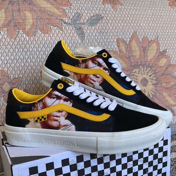 Vans Men’s Skate Old Skool
Bruce Lee Black/Yellow
VN0ASFCBY23
Sneakers - Picture 6 of 16